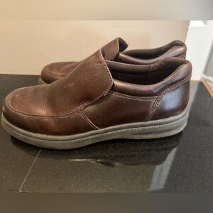 Used Dark Brown Size 10 1/2 Hush Puppies